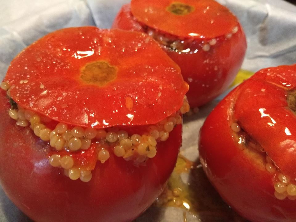 Η συνταγή της ημέρας: Ντομάτες γεμιστές με κουσκουσάκι!