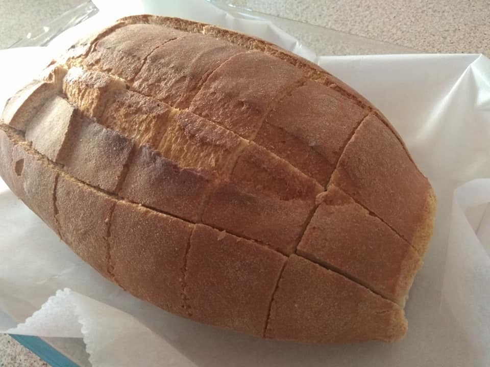 Η συνταγή της ημέρας: Γεμιστό ψωμί με τυριά στο φούρνο 