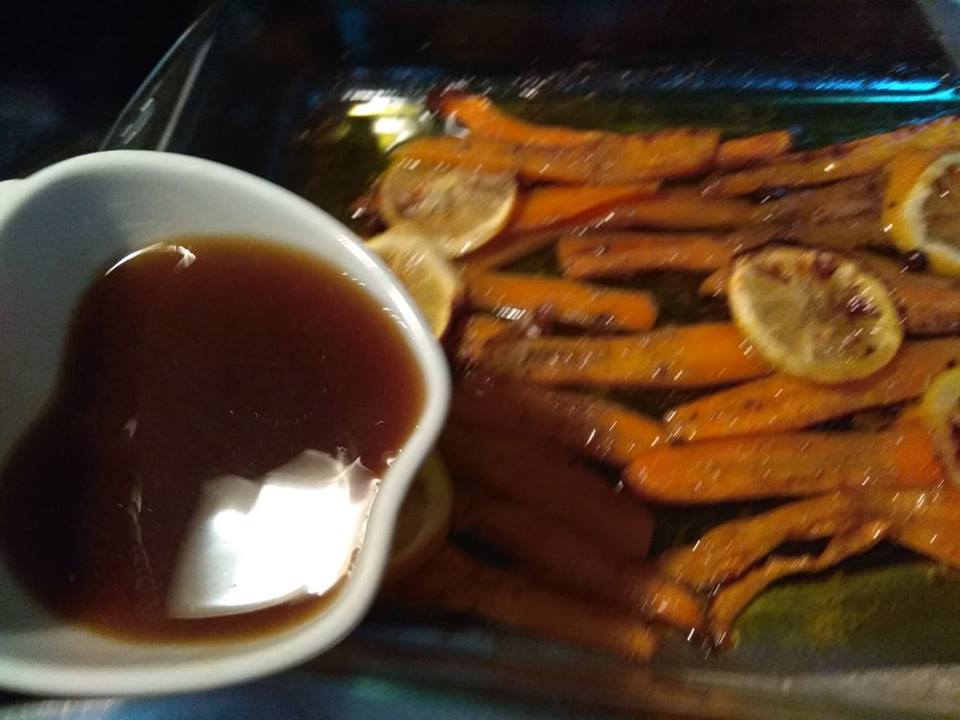 Η συνταγή της ημέρας: Λαβράκια με καρότα και μέλι 
