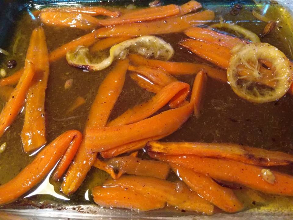 Η συνταγή της ημέρας: Λαβράκια με καρότα και μέλι 