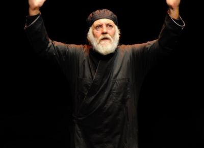Θέατρο Κνωσός: Ο Λάμπρος Τσάγκας ερμηνεύει τον Κοσμά τον Αιτωλό