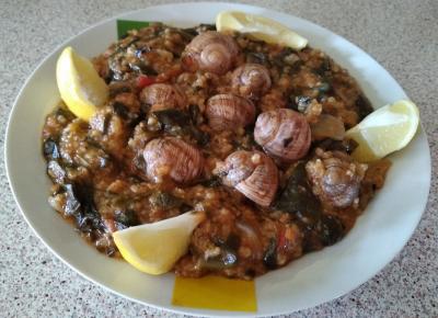 Η συνταγή της ημέρας: Σαλιγκάρια με ξινό τραχανά και λαχανικά