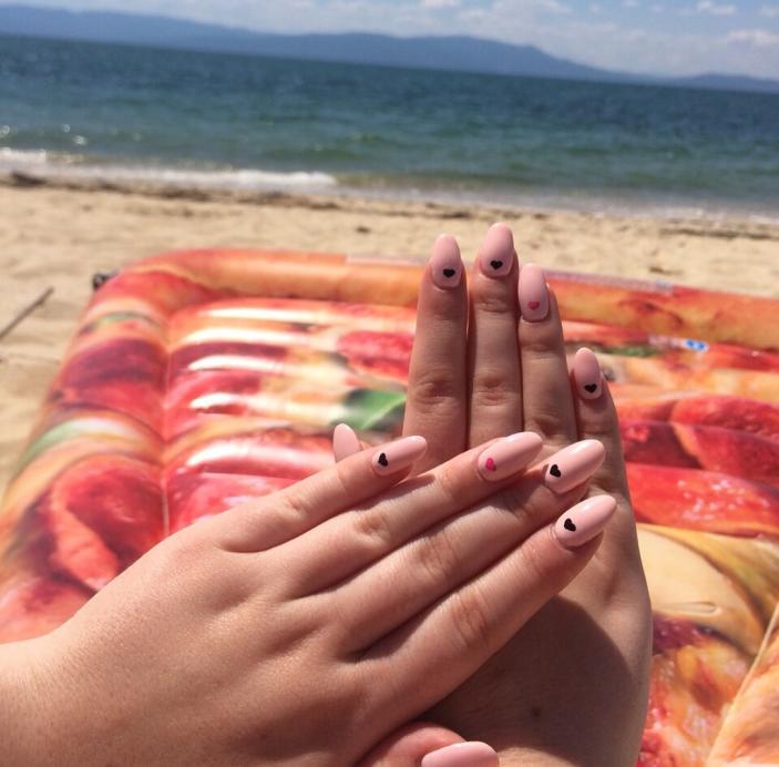 Η ewoman πρόταση για τα νύχια σας: Ροζ αποχρώσεις για πάντα 