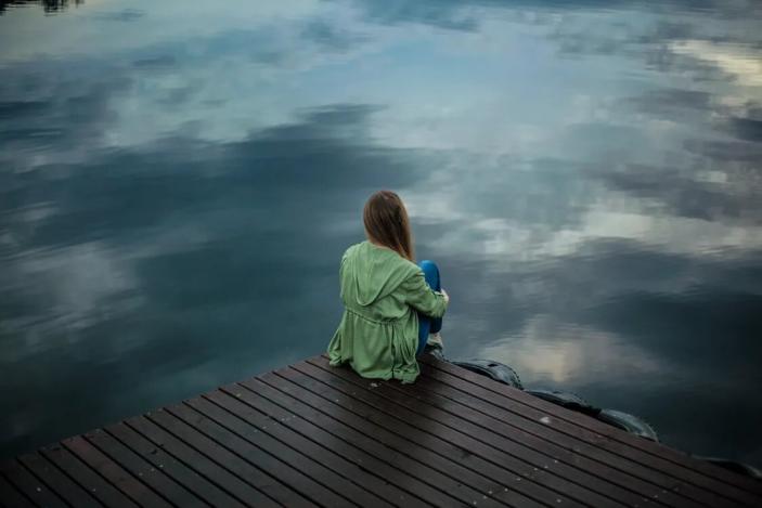 Η συναισθηματική μοναξιά μπορεί να επηρεάσει την υγεία σου(pexels) 